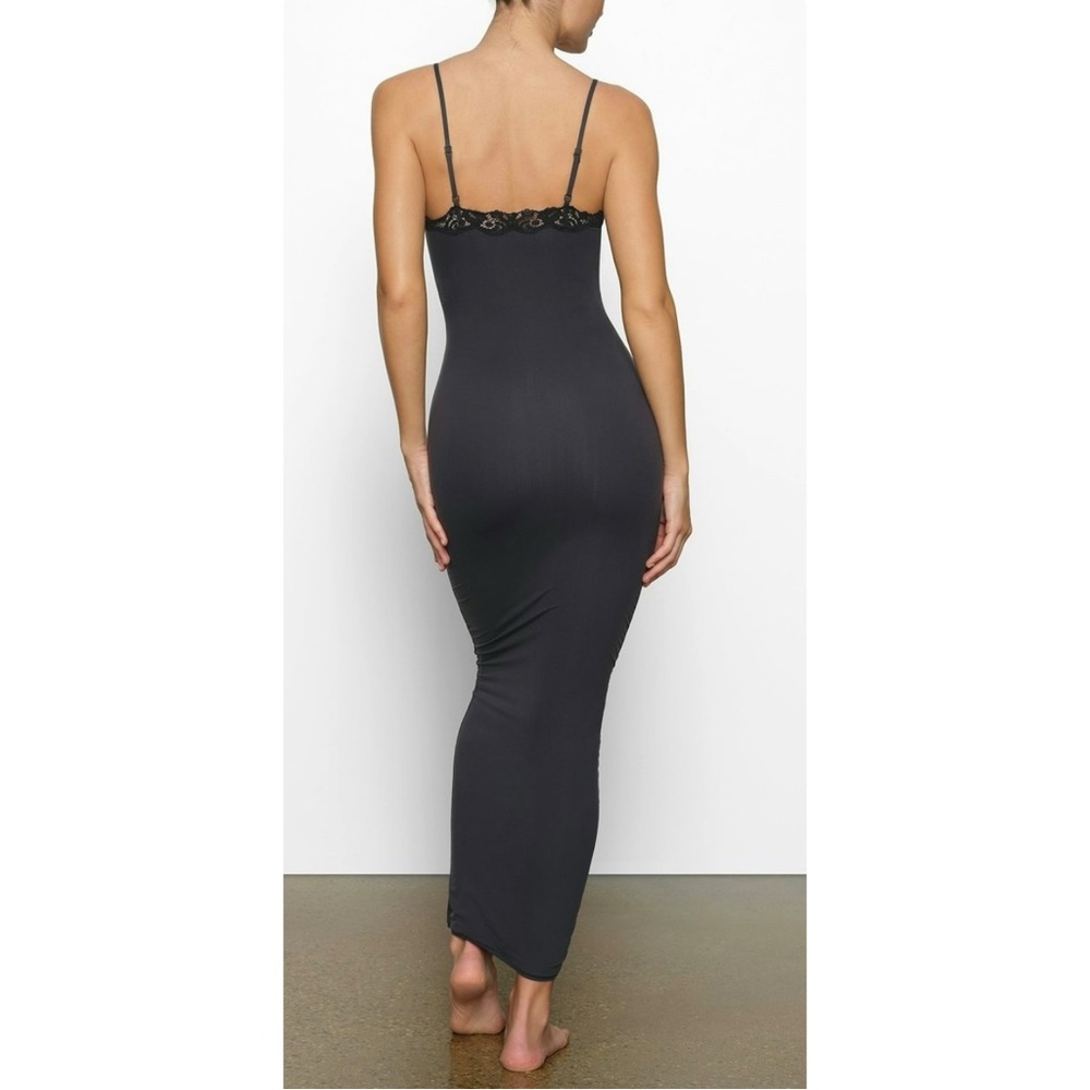 NWT SKIMS Fits Everybody Lace Long Slip Dress - Black Sleeveless Maxi Dress sz M
